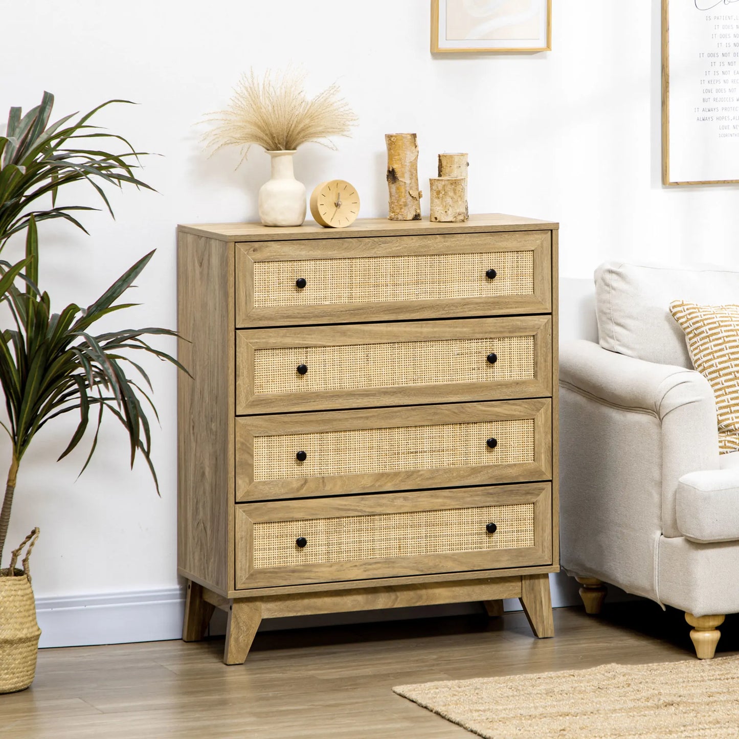 Byrå i rotting och trä